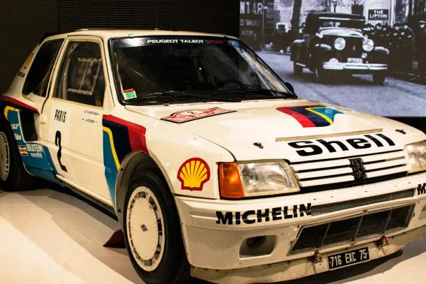 유니슬롯츠 카지노 안드로이드/iOS 앱